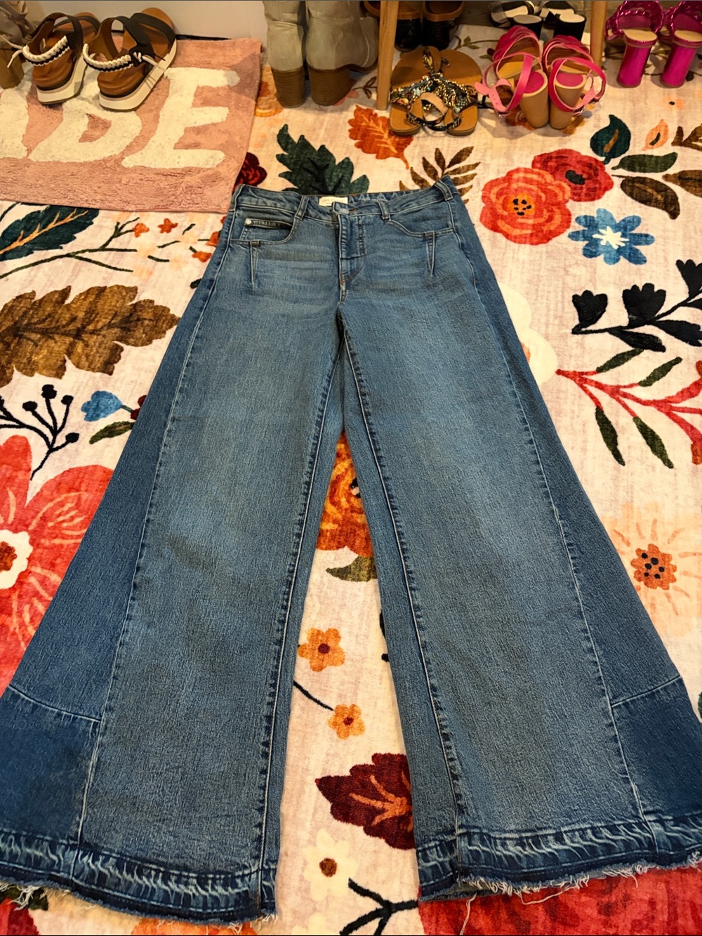 Pilcro Two-Tone Wide-Leg Denim Jeans - Blue - Picture 1 of 6